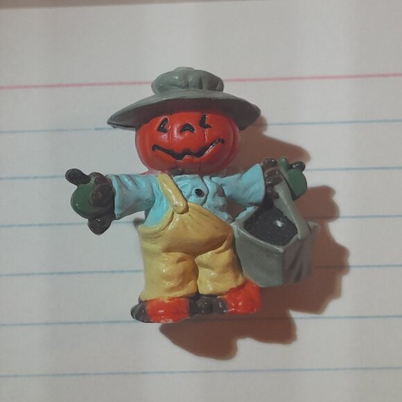 Enesco Vintage Punkin Head Scarecrow Figurine - Picture 5 of 5